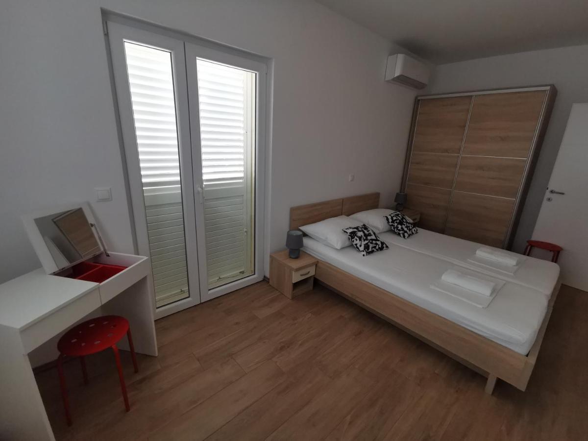 מילנה Apartmani Kronjac מראה חיצוני תמונה